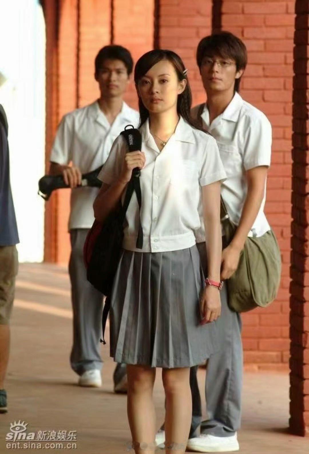 那时候的孙俪真的是一点娘娘味都没有，自从甄嬛传播出怎么看都是高贵的娘娘​​​