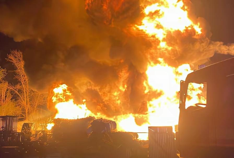 乌克兰现在有点顶不住了！俄军一个晚上就能够发射上百架无人机，直接对着乌克兰各地