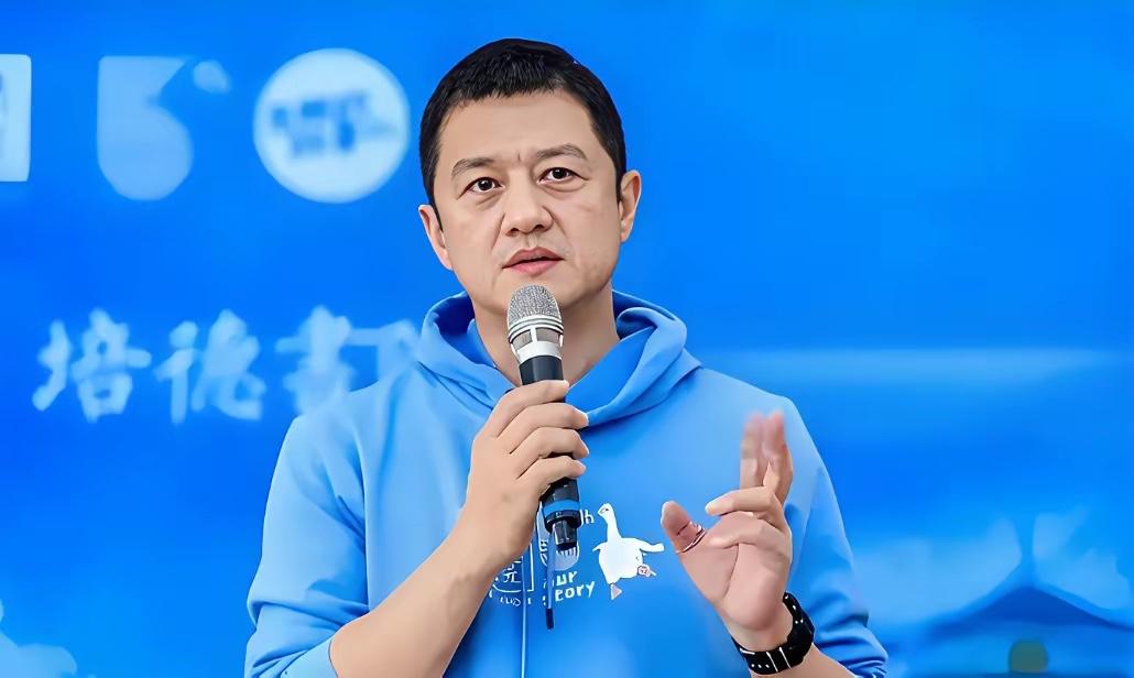 因为这几天李亚鹏医院的事，全网太火了，我原以为这样就已经很牛了，但朋友说他还有一