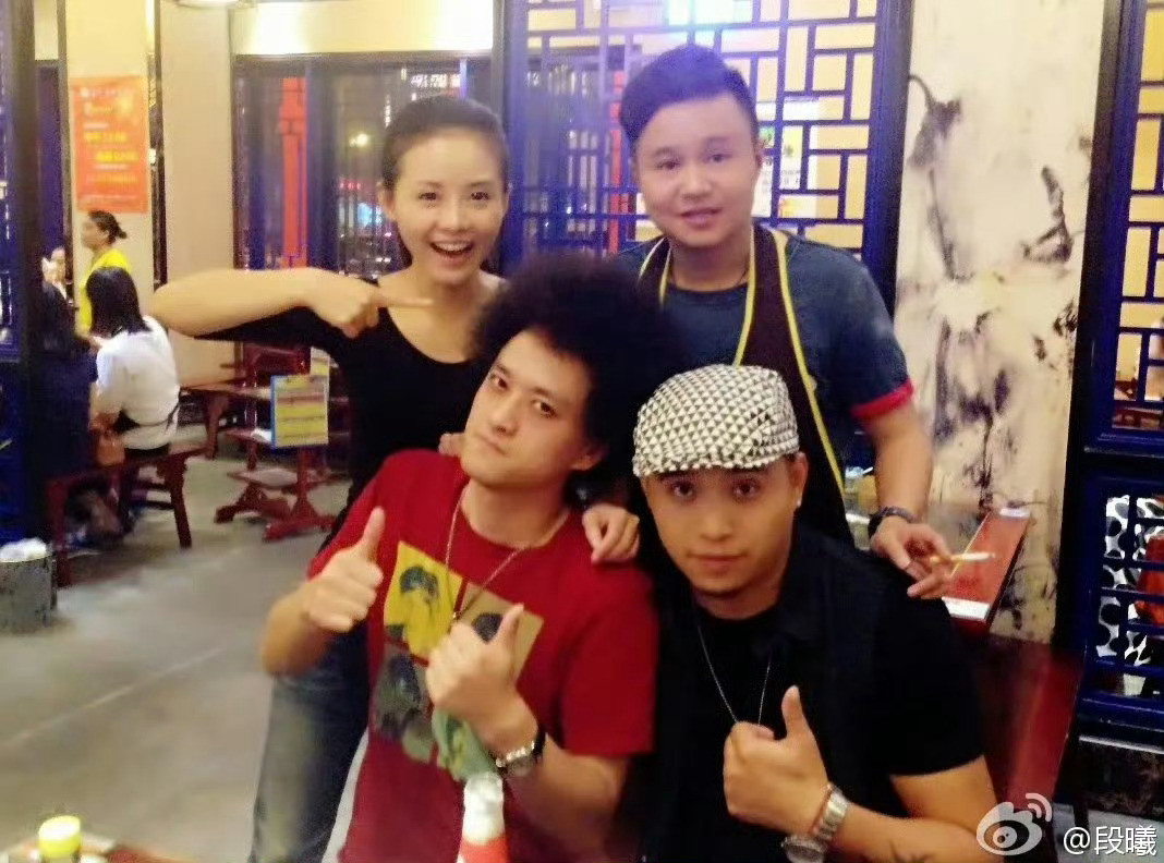 张杰前女友被出轨是事实薛之谦朋友提到的那个段曦，是张杰的前女友来着。也算圈内人