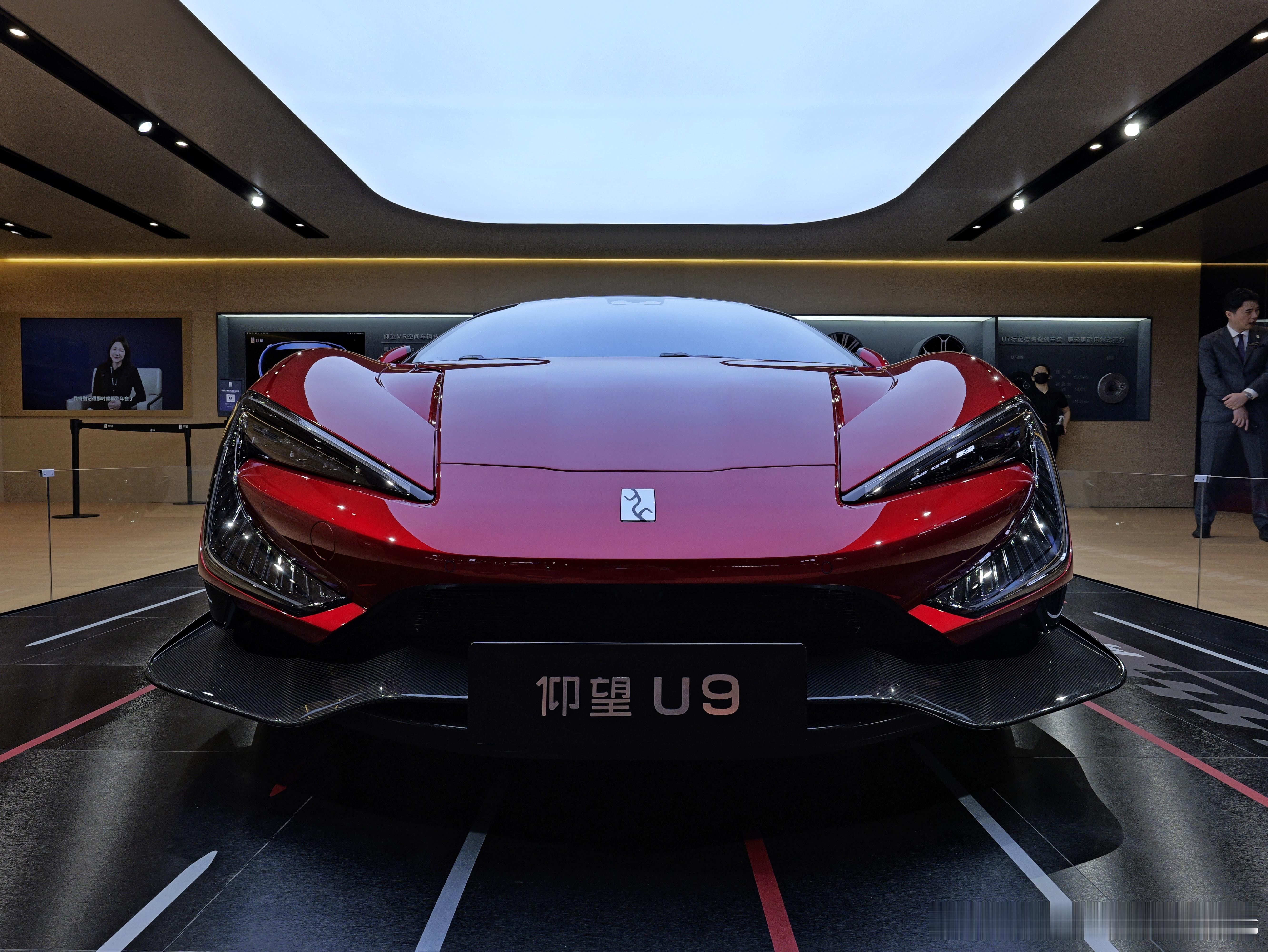 还得是来看看这个车展扛把子～大v聊车​​​