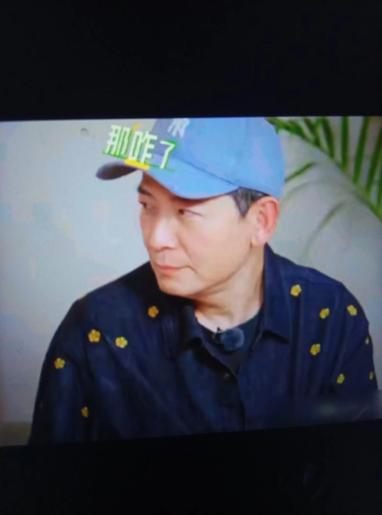 原来戴军也给骗过，掏空积蓄给女友全款买北京三环的房，而后戴军却说自己再也不想谈恋