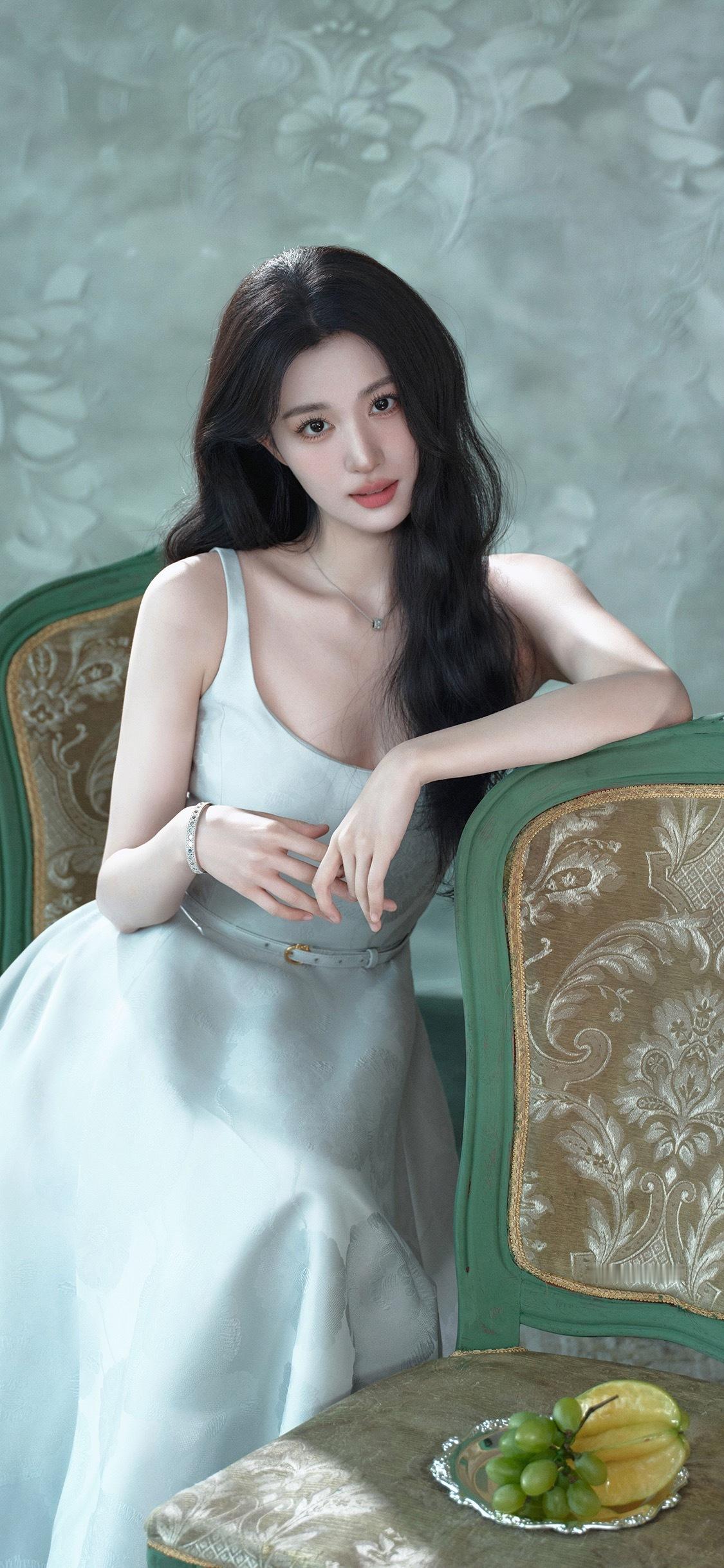 壁纸明星壁纸今日份女明星壁纸分享徐若晗｜刘亦菲｜张婧仪李沁｜王楚然｜李兰迪刘诗
