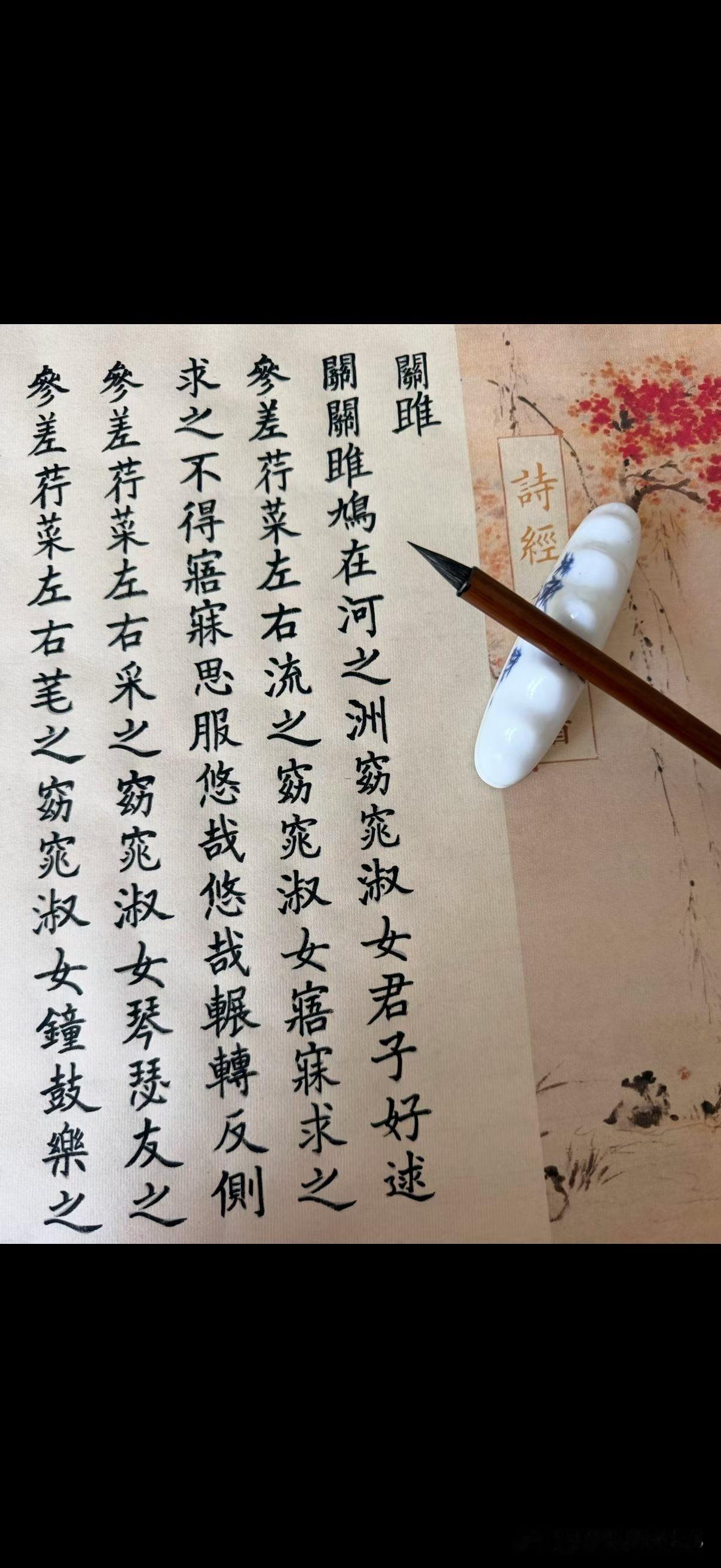 “就是那一个老太太，去年，她老伴和她50岁的儿子相继去世，今年都老成这样了。原来