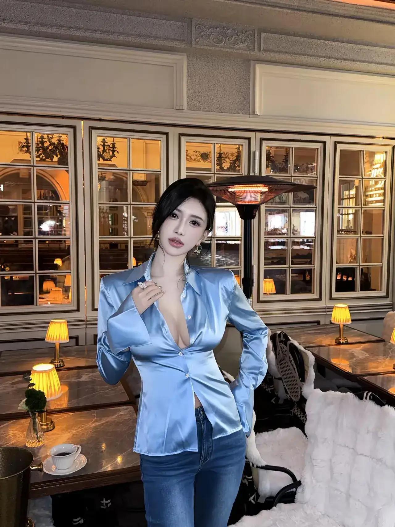 优雅蓝调，咖啡时光，尽享精致生活日常咖啡仪式感慢享咖啡时光美式咖啡日常甜美