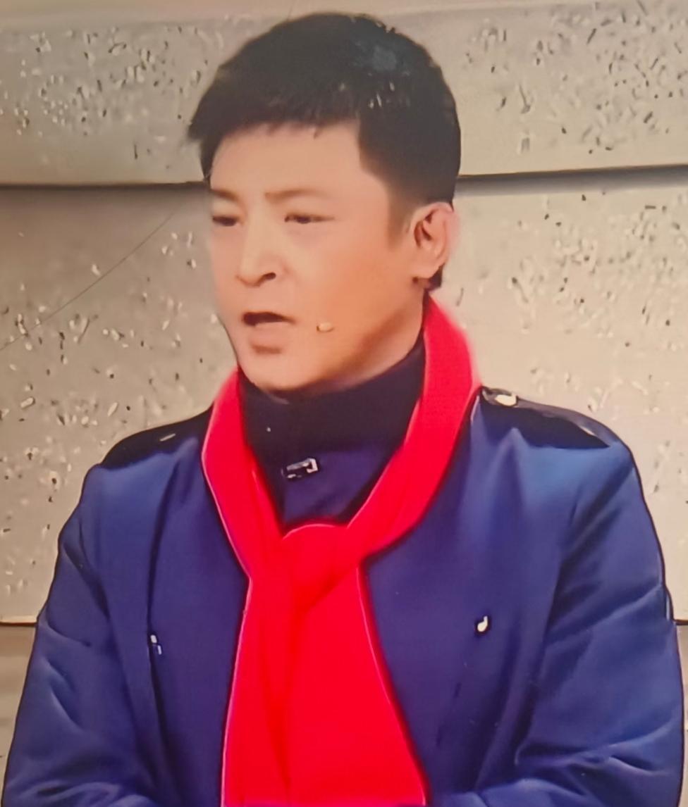 在娱乐圈，公开为朋友出头，往往是最蠢的选择。昨天孙涛直播，我正好在场。他聊到