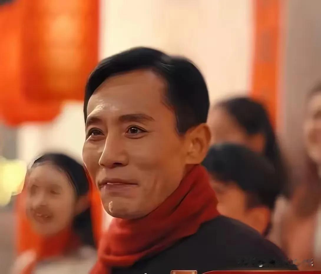 刘烨瘦脱相老了20岁，第一眼看以为是巩汉林，第二眼以为是冯远征，总不会是李雪健吧