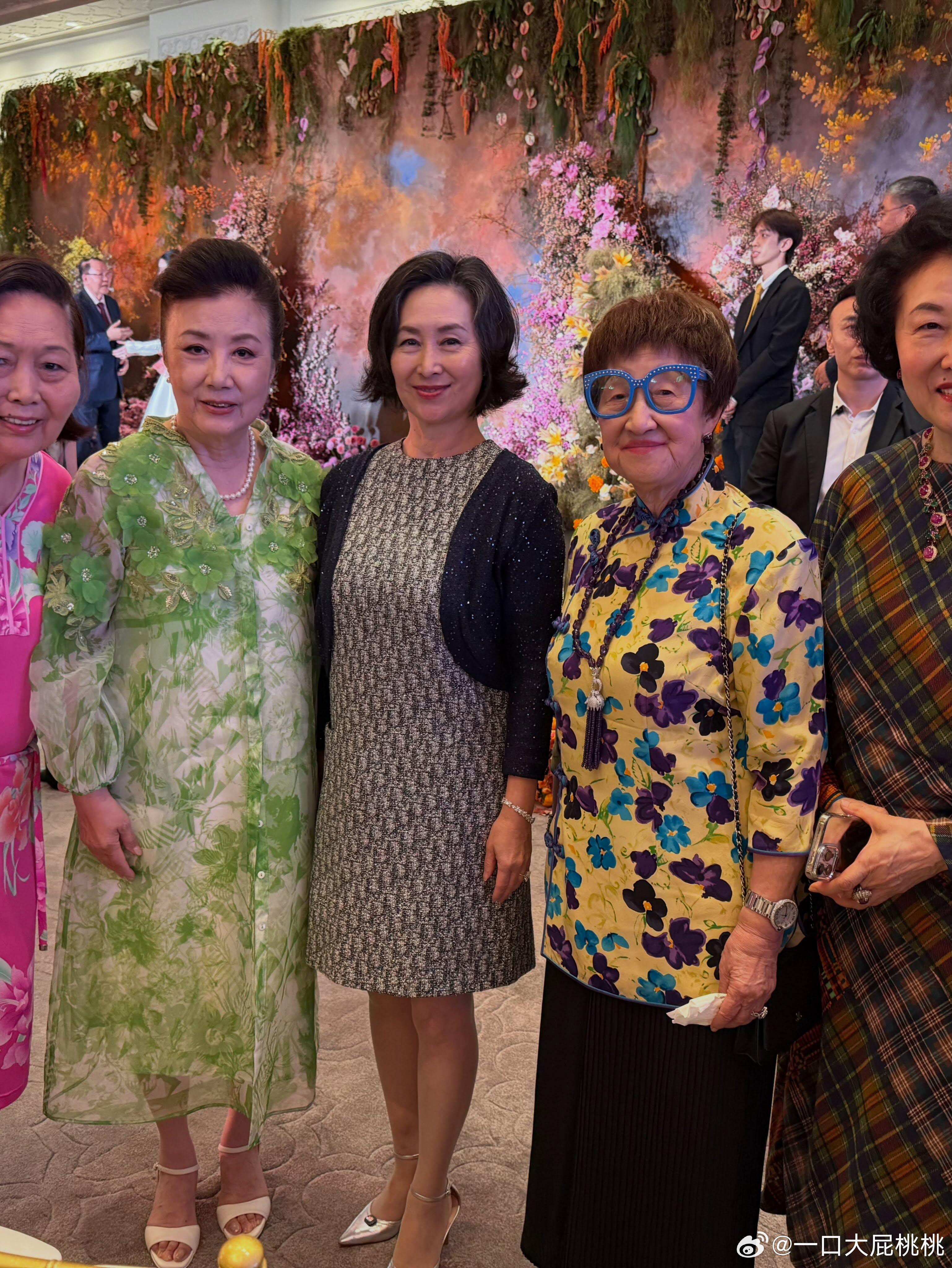奚梦瑶何猷君答谢宴还去了好多名人明星，看到晓明哥、袁弘两口子了何猷君奚梦瑶婚礼答