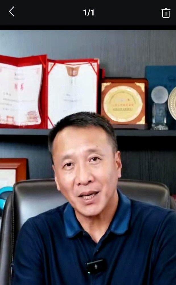 吵着让郭士强下课的人，先看看桌上还有牌打吗？业内老兵李群一句话扯掉遮羞布：国内教练圈翻来覆去就那几张