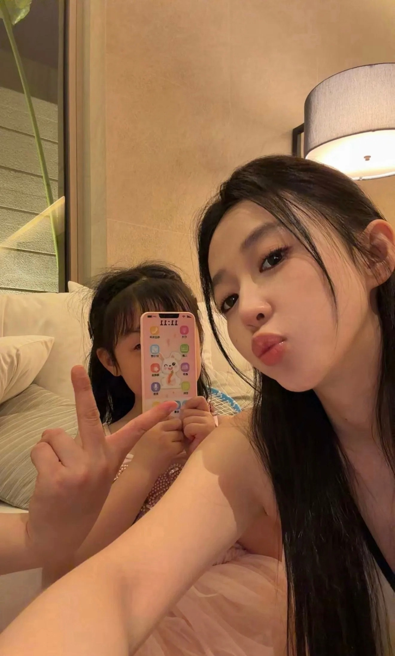 潘玮柏宣云5岁女儿近照潘玮柏的女儿好可爱呀原来已经5岁了呢2020年7月27日，