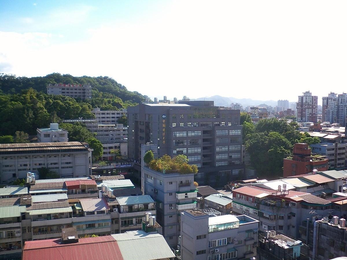 有人曾建议：如果美国放弃支持台独，并促成两岸和平统一，中国可以承诺在统一后按约定