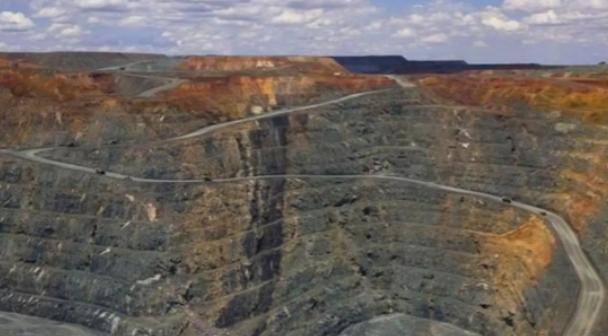 蒙古国那边确实不好过，一个字：难，难在哪？156万平方公里的土地，比法国、德国、