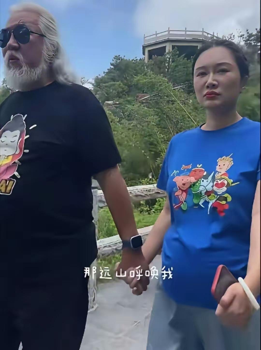 张纪中这辈子知足了，媳妇又怀孕了，70多岁的人了，比年轻人还不讲武德