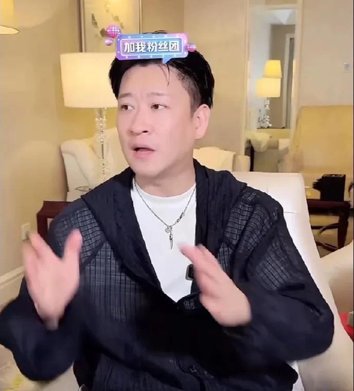 曹云金还是太善了。他说有一次去济南，吃个特色美食顺便发个视频，没想到选的这家饭店