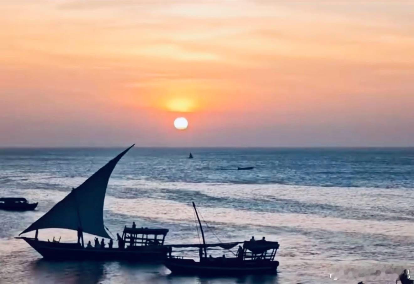 大盘经过连续盘整以后，昨天终于迎来了一根中阳线，成功站上4100点整数关口，深市