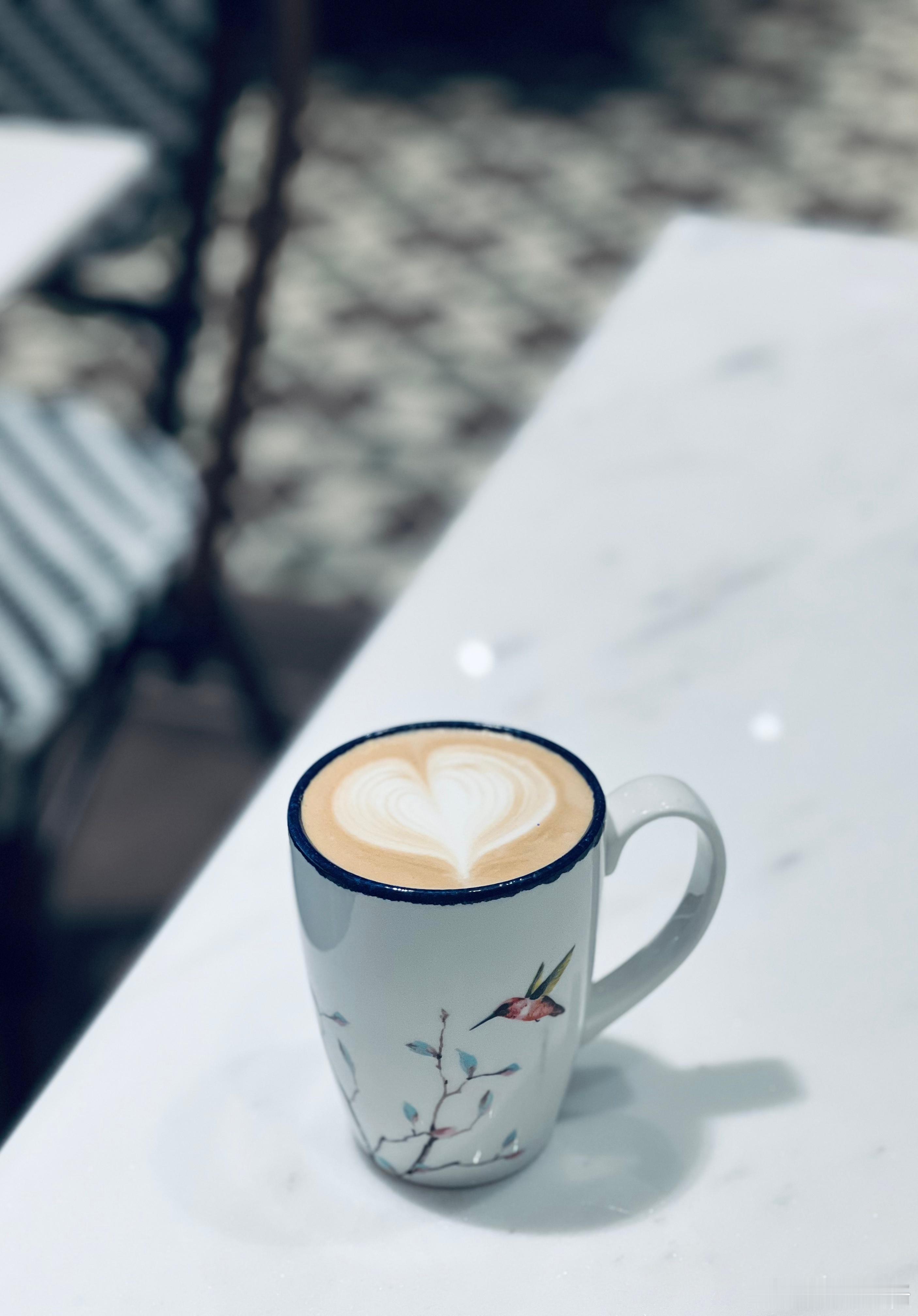 酒店咖啡可以做到这水平，很赞了。机场酒店真是要给10086个赞，早上还有时间跑步