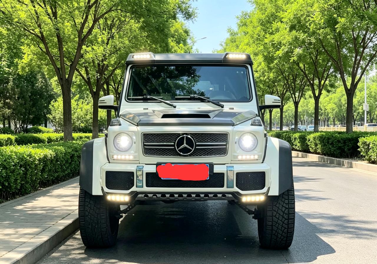这是2020年7~8月份全球发布的迈巴赫G650LenoRT它搭载6.0tv1