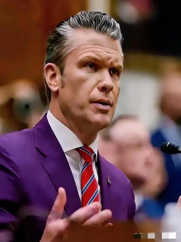 12月3日，央视新闻电。美国防长亲自下场放话，五角大楼甩出10亿美元，要狂买几