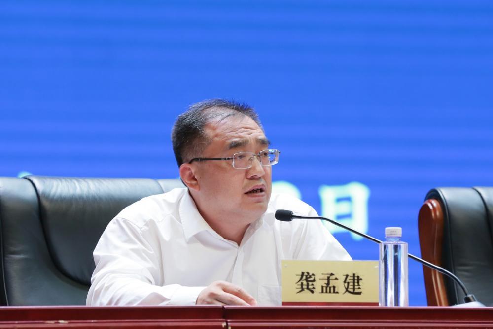 龚孟建当选山西长治市市长, 此前当地煤矿爆炸致82人死亡, 原市长陈向阳辞职