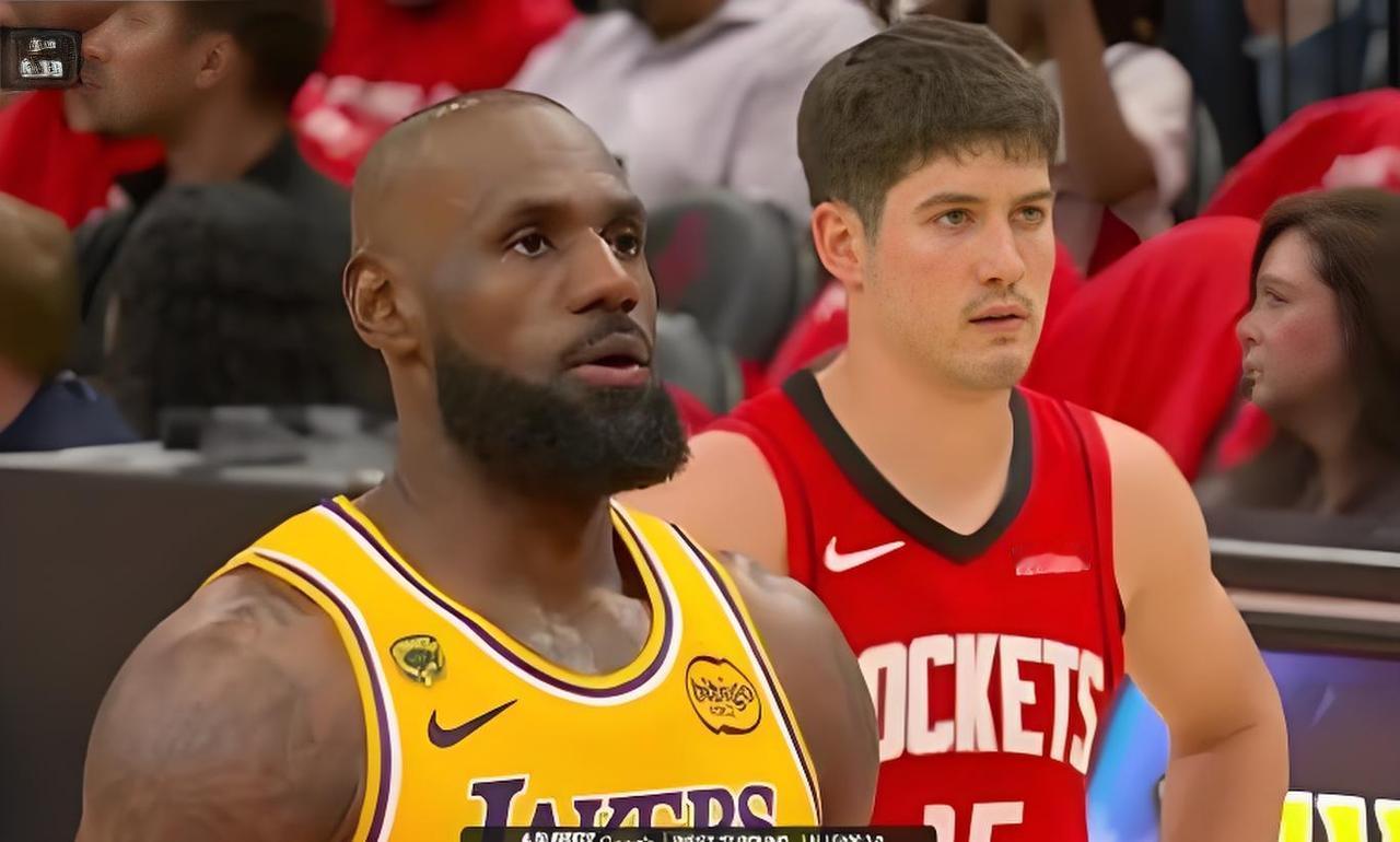 半场杀疯！火箭51-47压制湖人，青年军攻防打爆紫金军！半场战报直接炸场！