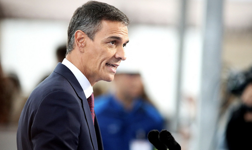 西班牙首相桑切斯4年内第4次访华，这次行程依然选在全球动荡时刻。从宁德时代电池工