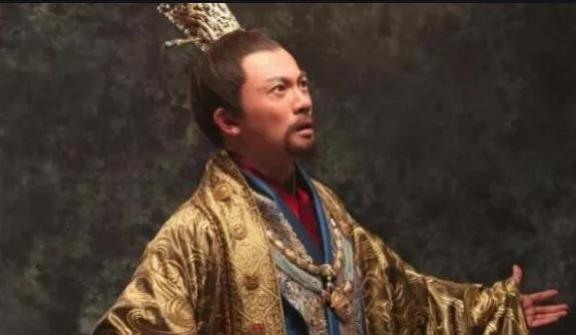 383年，东晋皇帝司马曜打赢了淝水之战，就娶了倾慕已久的张氏，两人恩爱有加。一天