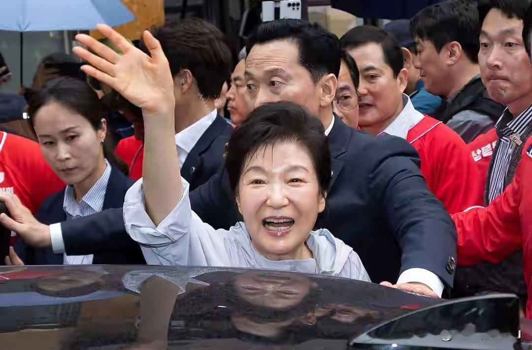 朴槿惠卷土重来不是为了尹锡悦，而是为了整个国民力量党，是为了护住保守派的种子