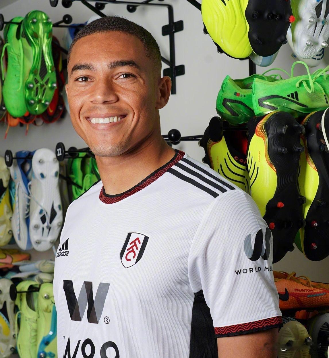 最反感一些媒体人的爆料遮遮掩掩，大胆说出来难道就这么难吗？根据“粤地足球人”的