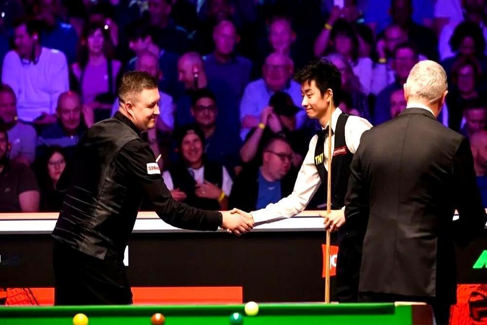 赵心童6连胜仍出局！昨晚决赛1-3输给塞尔比，冠军没了，胜者组门票也没了。