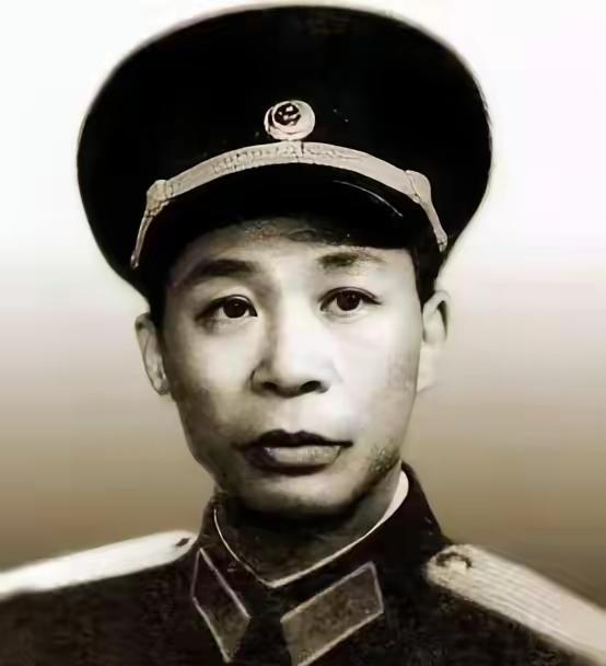 韩先楚临终对徐国夫交了底：当年四十军参谋长战前自伤，他明知却放过，后来此人还上了