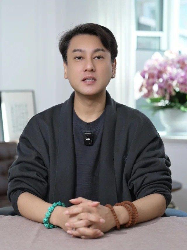 阿信12月22日上海与F3合体引发回忆杀，却遭朱孝天在粉丝群嘲讽“从未收到邀请，