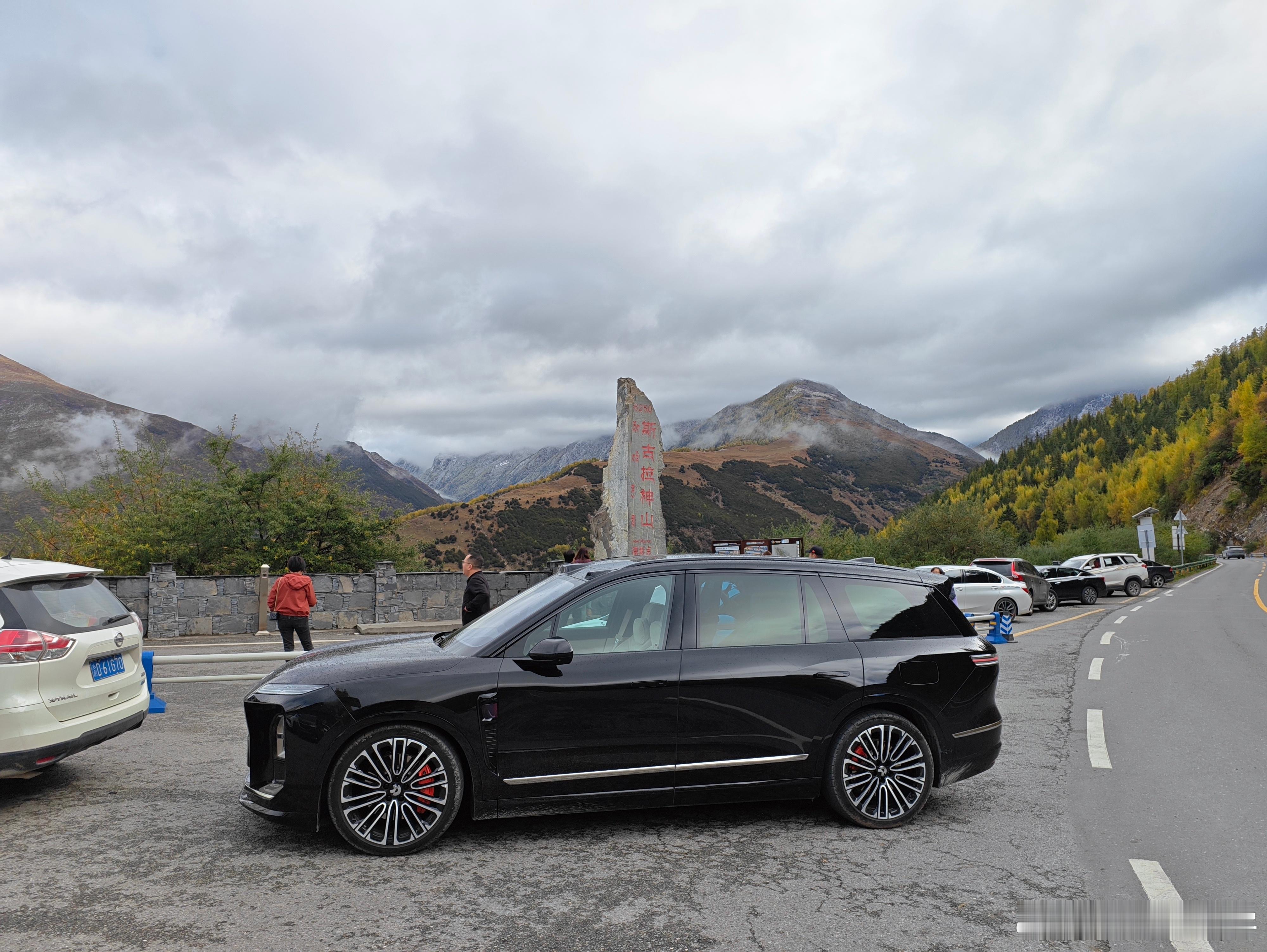 说一个暴论，有些小可爱可能听了不乐意，但对不起了，我还是得说。出门充电事事难，出