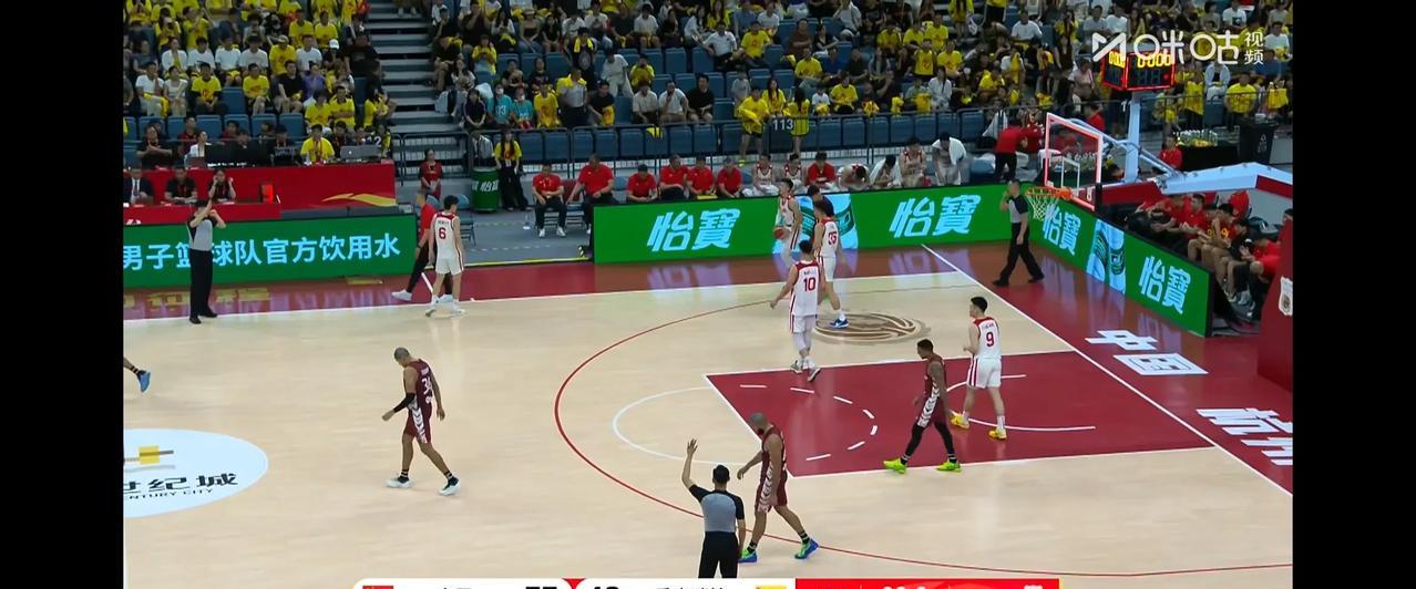 中国男篮77:49委内瑞拉28分！胡金秋拿到全队最高分14分，另一名中锋余嘉豪