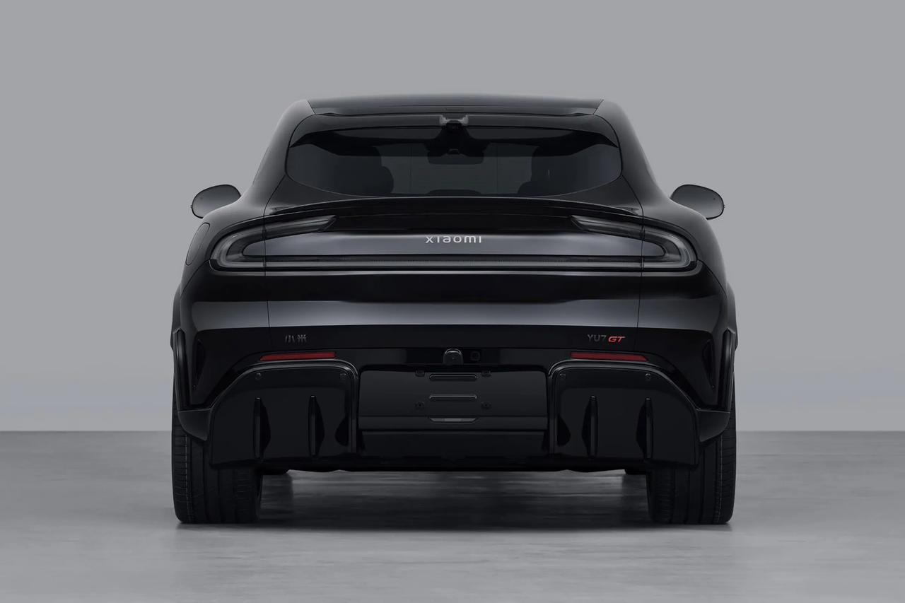 小米又来“卷”新能源SUV市场了！这款刚通过工信部申报的小米YU7GT，光看参