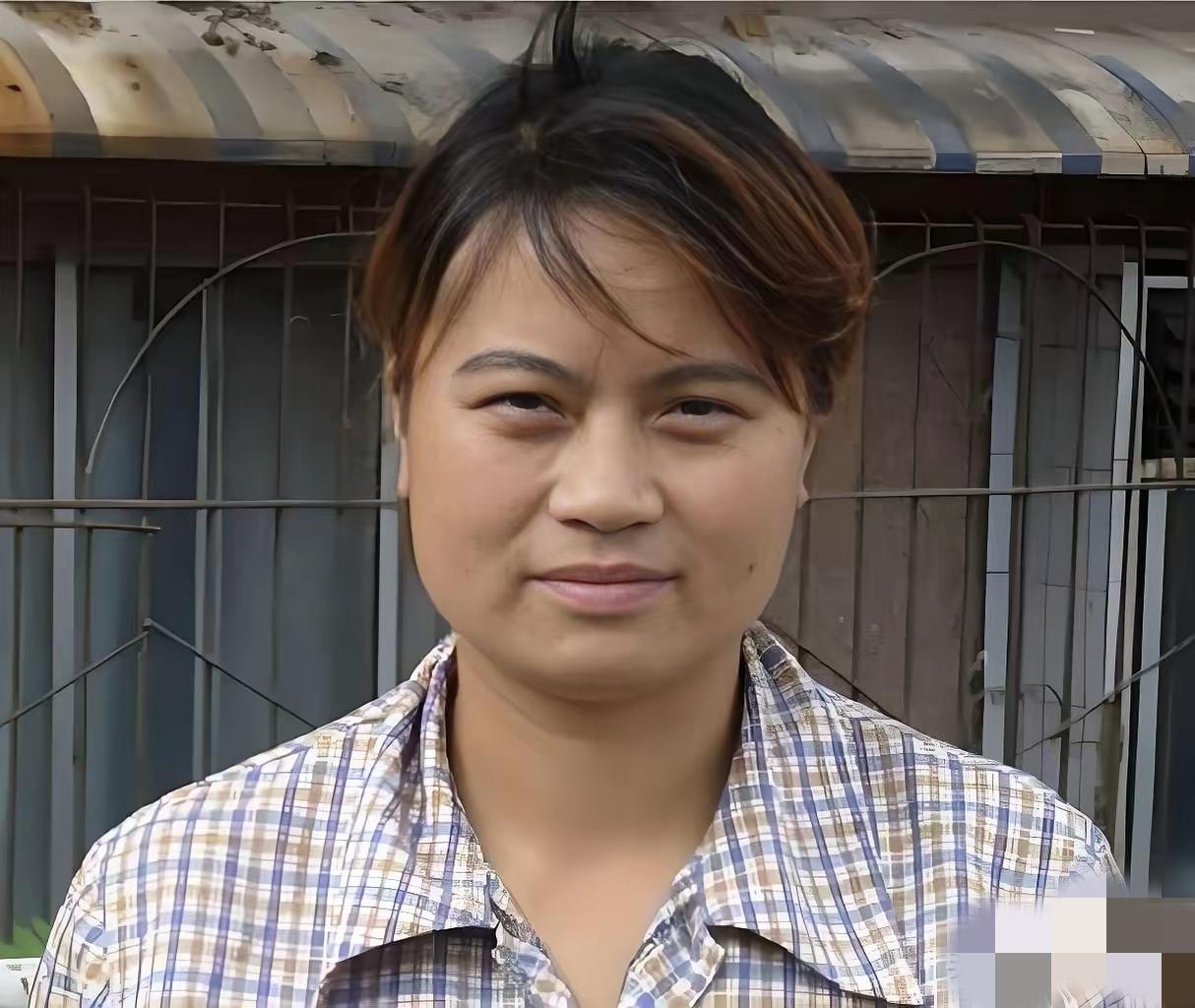 1999年，贵阳一妈妈说去给双胞胎女儿买生日蛋糕，却一去不返！俩孩子等到天黑不见