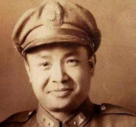1948年，光杆司令吴绍周决定主动被捕，生怕解放军抓不到他，还主动换了个地。抗美