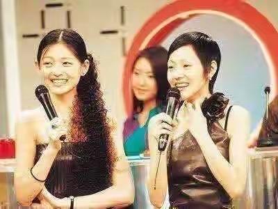 大s的死，让我们看清了什么?一个女人如果有女儿，结果整天只顾着给自己收拾得光