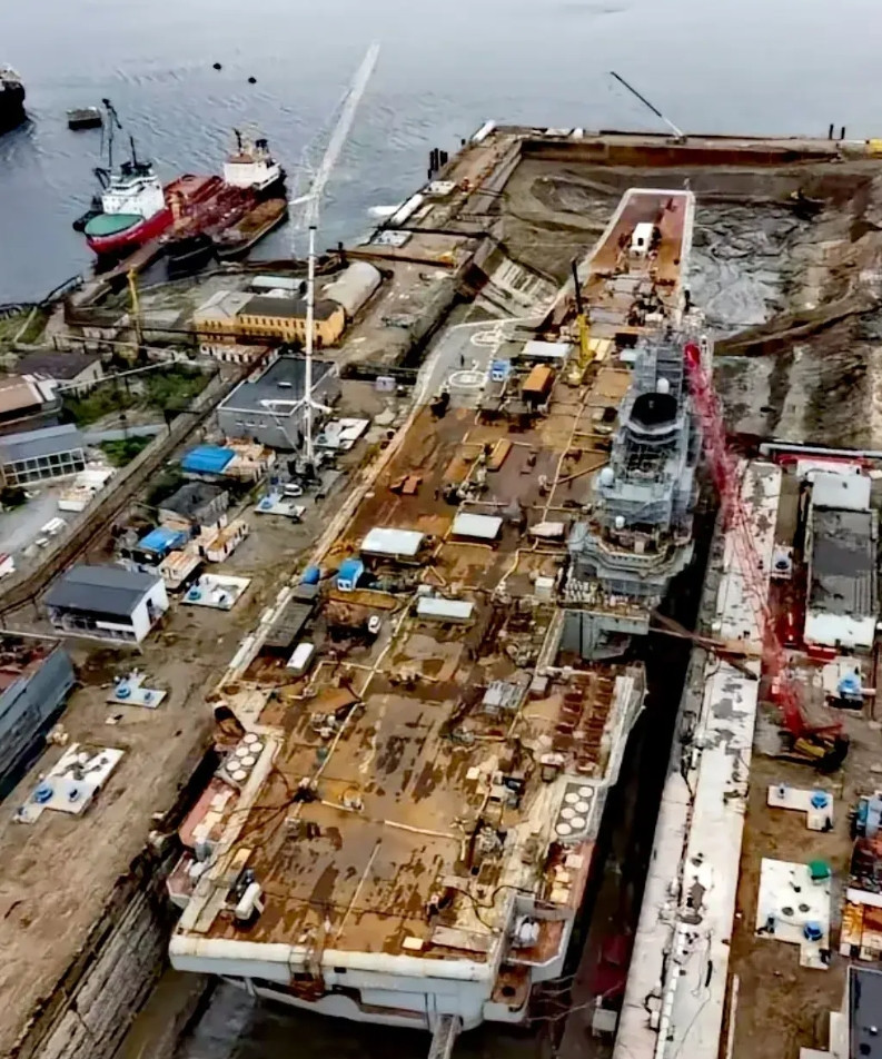 三年！一艘新航母都建成了！可“<em>库兹涅佐夫号</em>”航母的大修工程，还在继续！俄