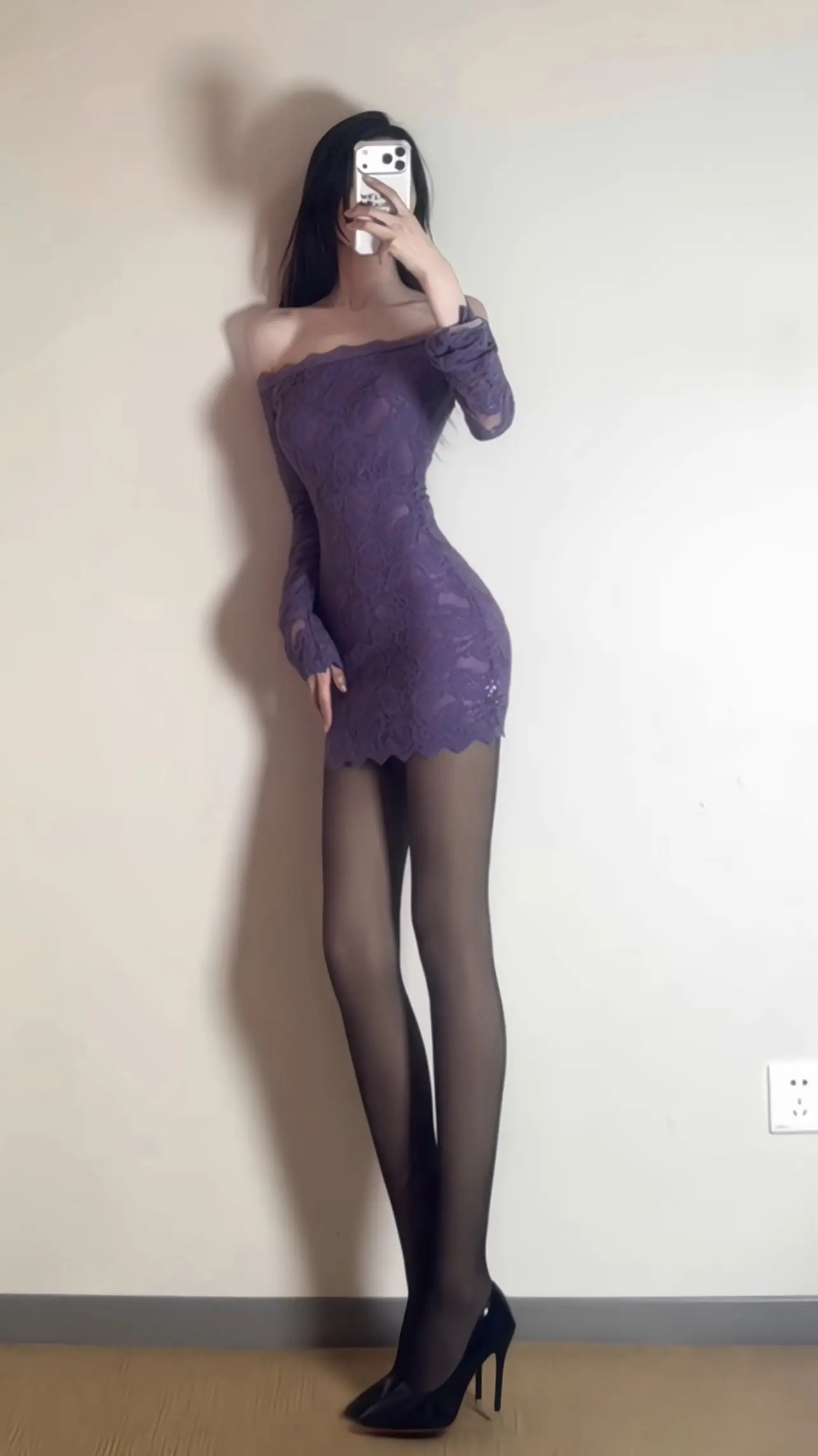 御姐 腿精 紫色很有韵味包臀裙黑丝高跟鞋