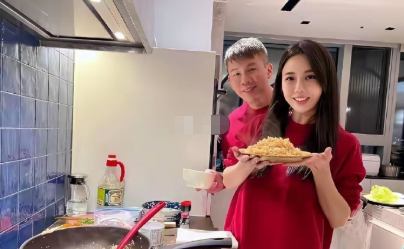 陶喆再一次证明，娶妻要娶年轻的，即使你老了，她还美得心旷神怡​​​