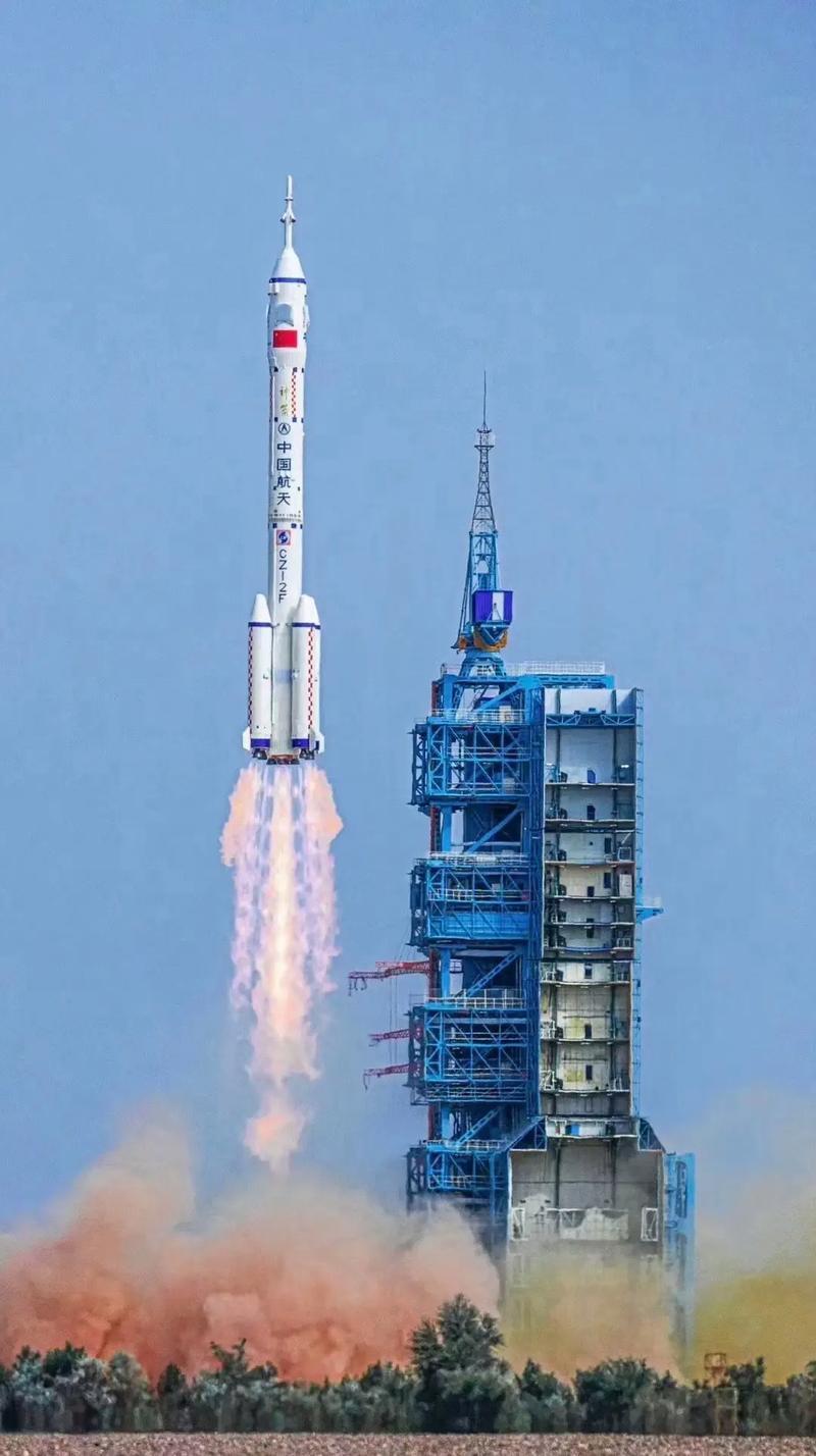 一箭九星直冲天际中国商业航天拿下三家国际大单12月10日12时03分，力