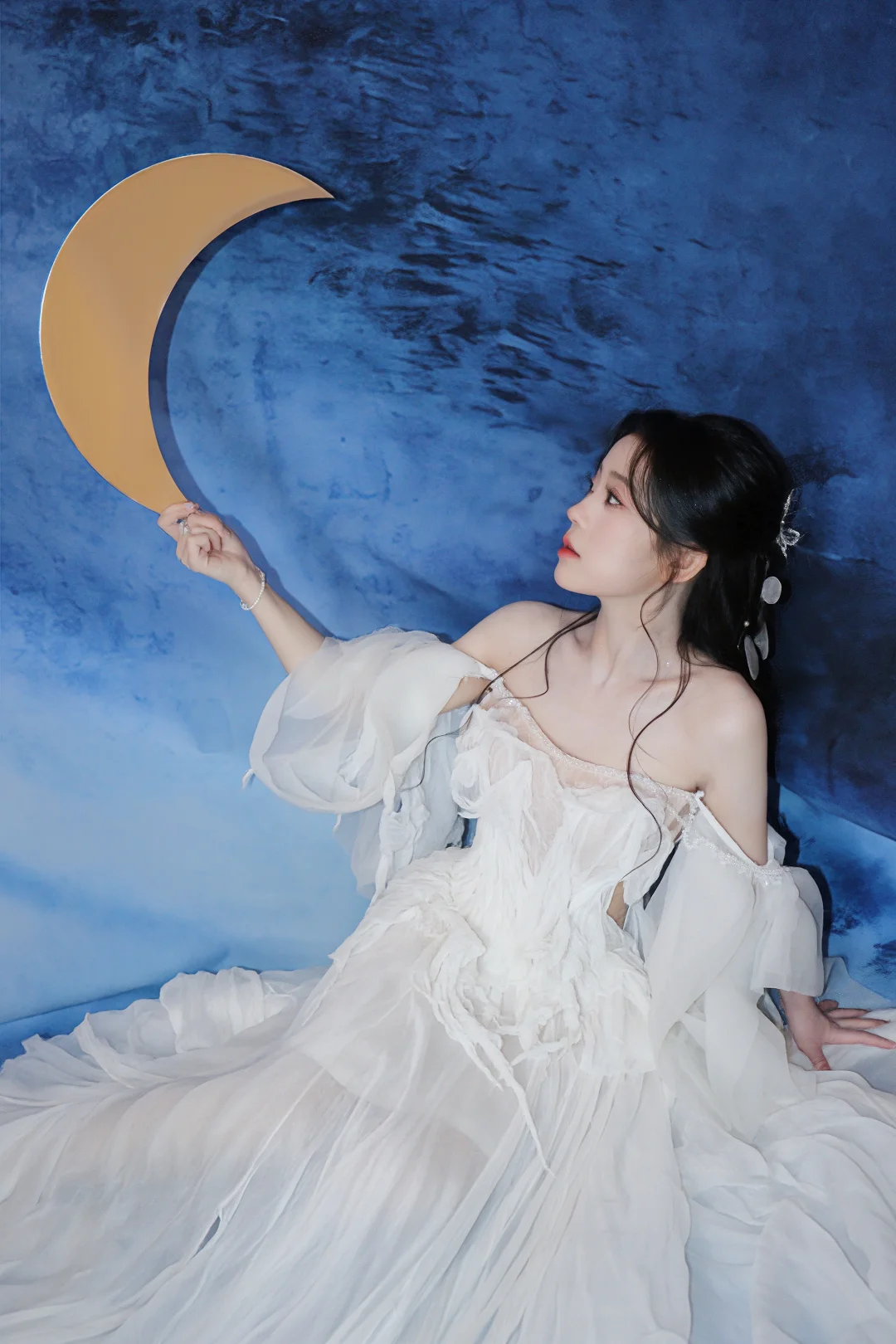 “以山为枕，以海为襟，揽一轮皓月入怀。”🌙 山海风华 阿YueYue...