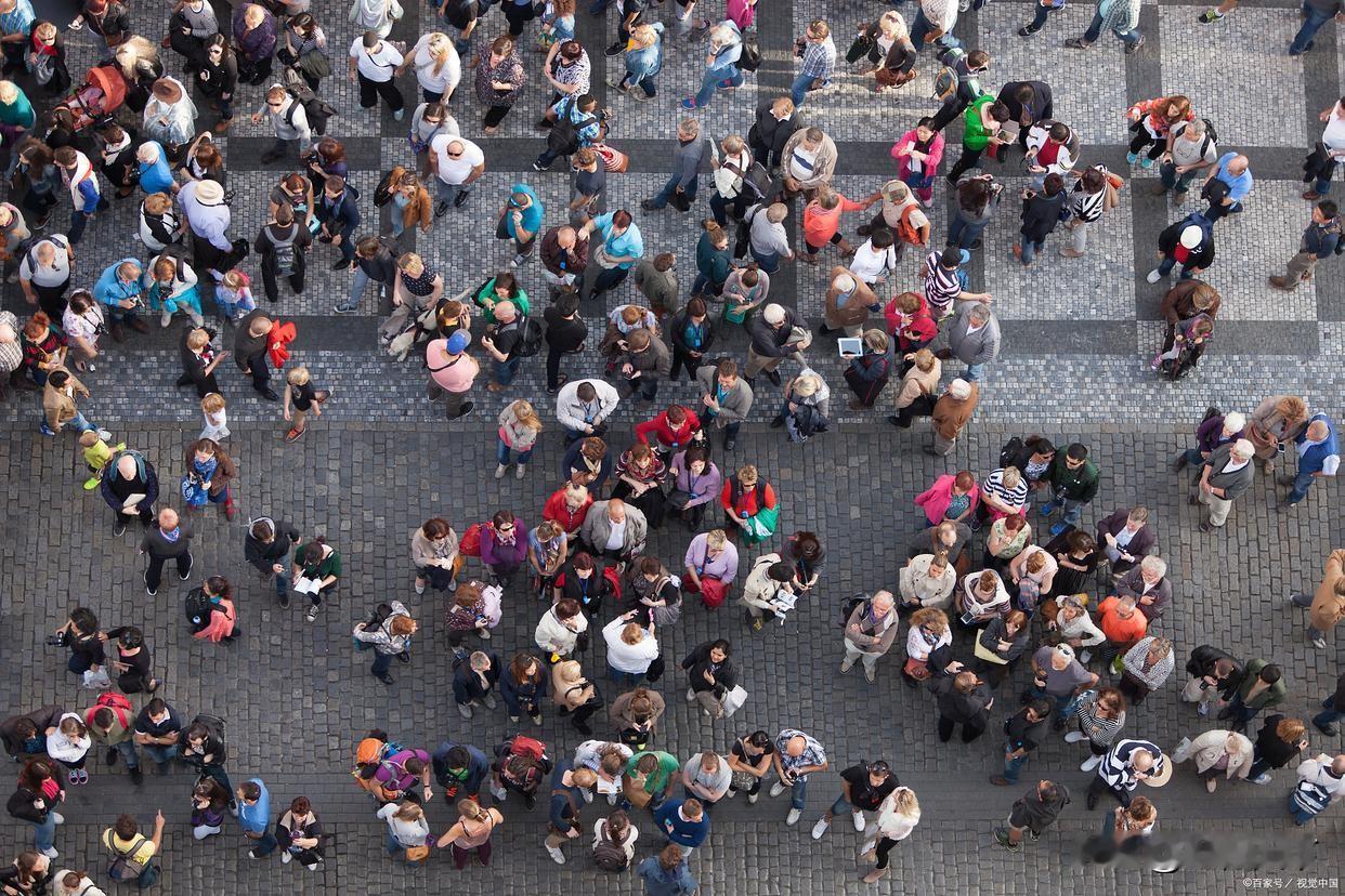 2025年中国出生人口792万！出生率创历史新低，人口自然增长率再次为负来源