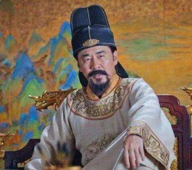 赵匡胤晚年的死局：一场亲兄弟的权力绞杀15年，一个亲王把首都变成了自己的私人