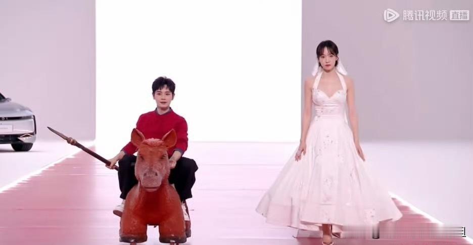 都5年了，宋茜还是没学会表情管理呢[捂脸哭][捂脸哭]虽然曹俊这个出场方式确实挺