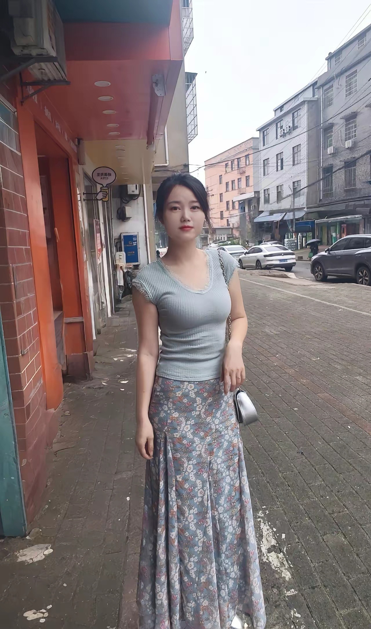 今天天气不错，还可以出去走走。