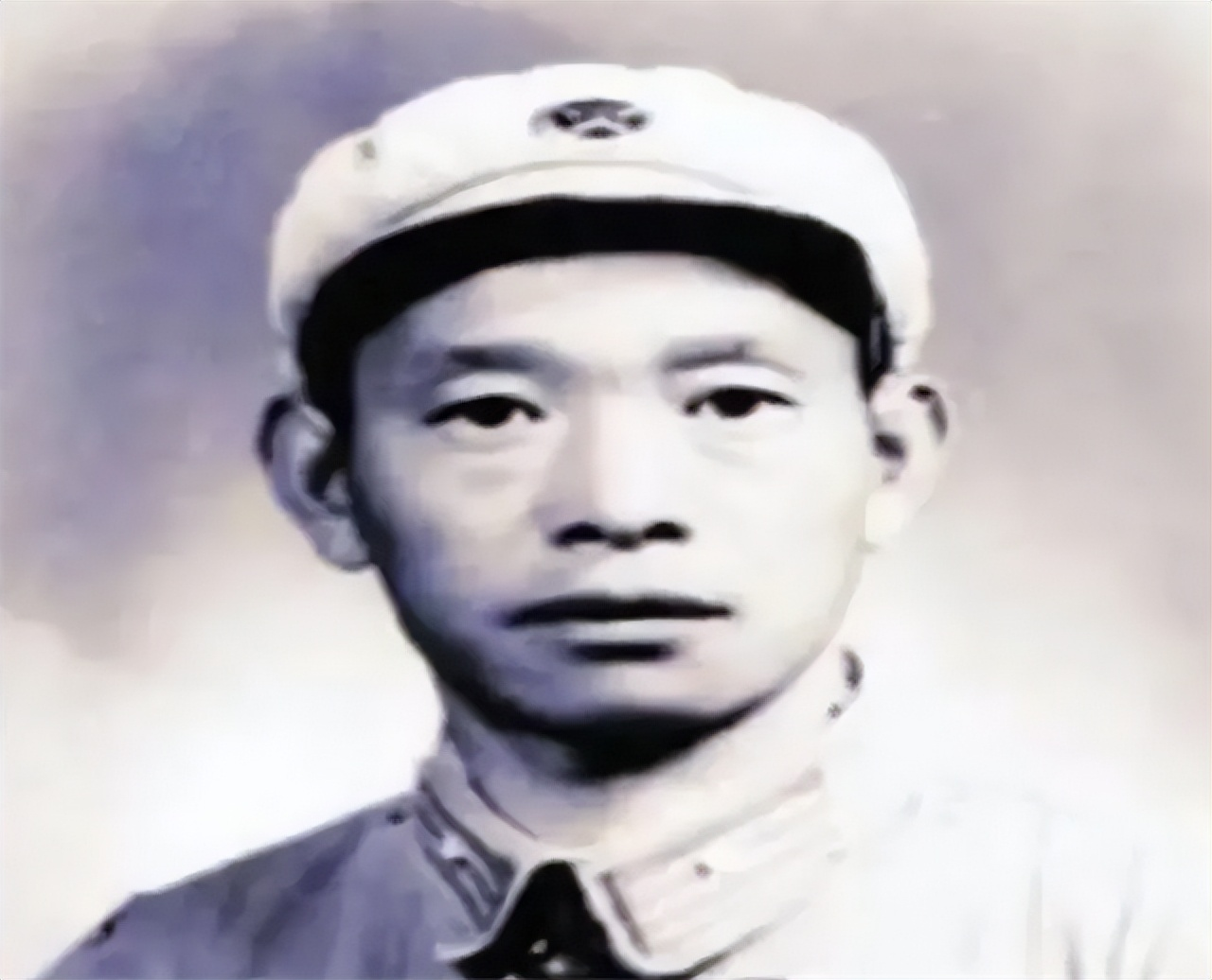 1943年，八路军电台科长刘长生，因为结婚申请未通过，一气之下，竟带着密码本投靠