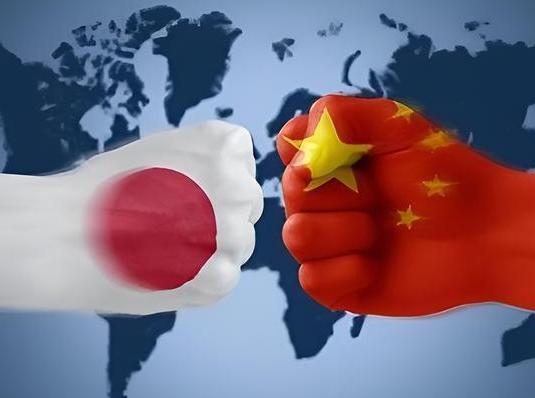 日本人确定会偷袭，挑起中日战争。日本人普遍认为，中国迂腐，软弱。抗日战争，打败日