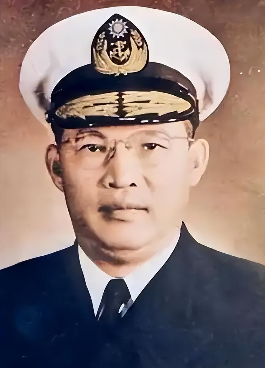 1938年5月，薛岳怒吼着要枪毙桂永清，蒋介石只冷冷回了一句："你知道他岳父是谁