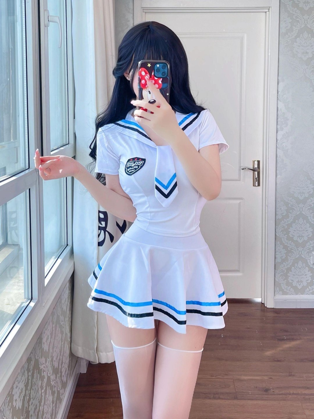 谁穿谁是纯欲学妹🎀这水手服太绝了吧谁懂啊！！直接梦回校园剧女主了~白色的主色